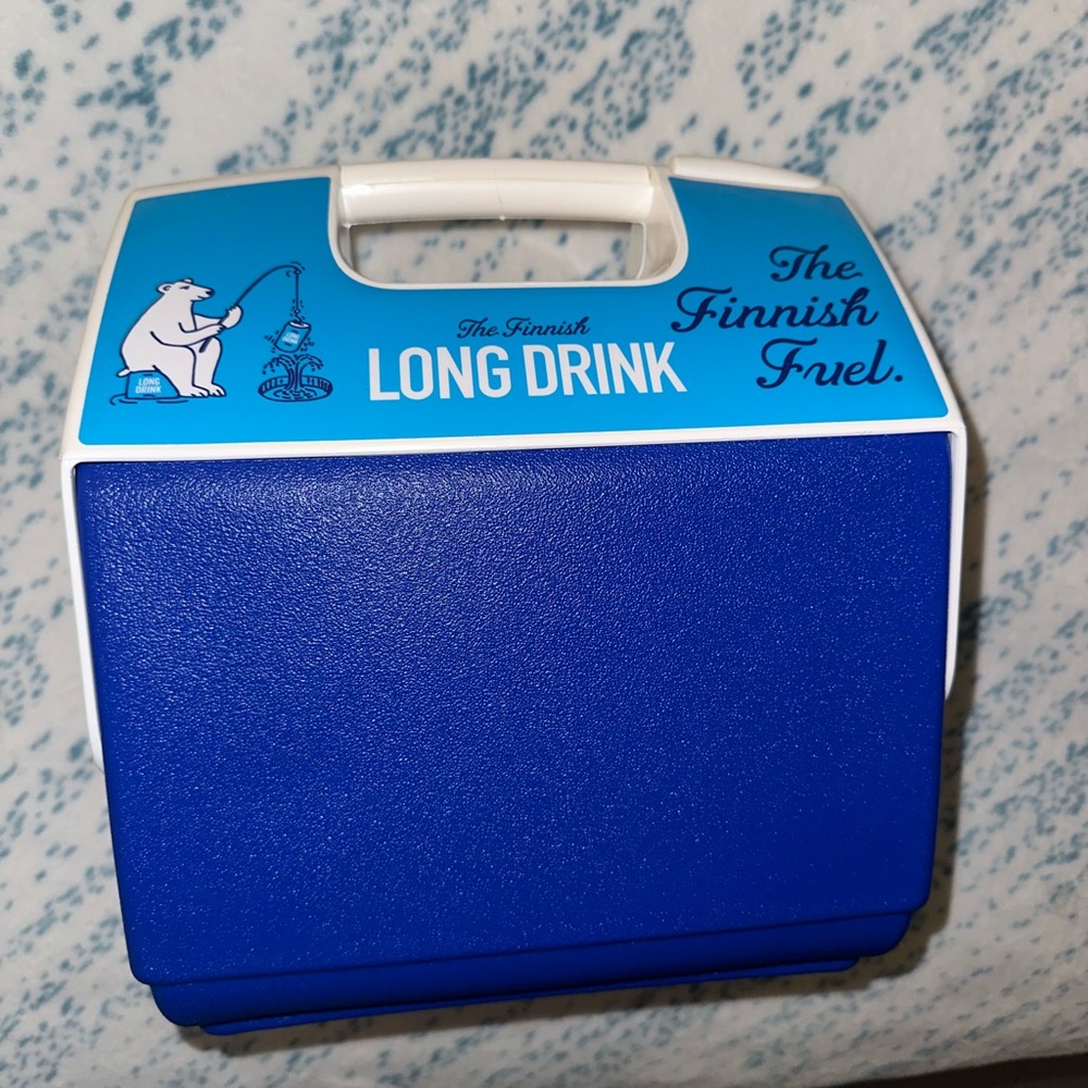 Long Drink Igloo Playmate Cooler